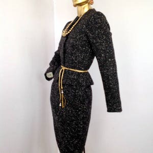 GEOFFREY BEENE vintage black wool skirt suit,short fitted jacket-pencil skirt-white spects-high round neckline-4 button front sz s