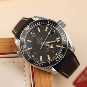 Omega Planet Ocean 600M 43.5mm Ref. 215.92.40.20.01.001 – Ships from USA – Free Delivery