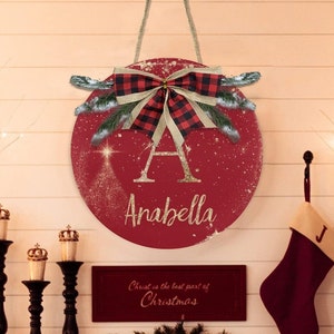 Arte de la pared de Navidad, signo de nombre de Navidad de madera, signos de nombre redondo con temática navideña, signo de nombre de guardería redondo, signo de Navidad de la puerta principal