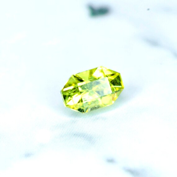 Natural untreated yellow best sale sapphire