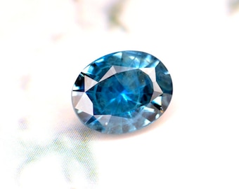 Natural Untreated Cornflower Blue Sapphire, Rwanda 1.12 Ct Clarity SI2, Oval Cut 7.0 x 5.4 mm, Video!