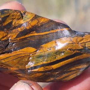 B70 MAGNETIC Genesis Stone Wyoming BIF Banded Ironstone iron tiger iron Magnetite jasperite hematite seer stone therapy rock