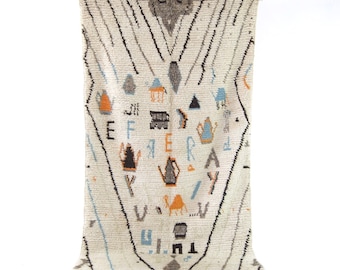 7'7" x 3'8" Vintage Moroccan Azilal Rug, Moroccan Rug, Nursery Rug Geometric Rug, Bohemian Rug, Bohemian Boho Decor - Diamond