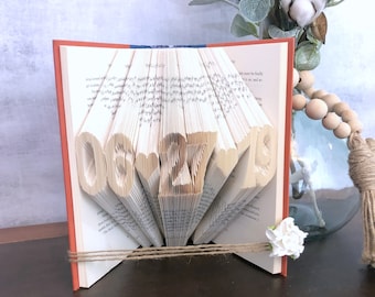 Folded Book Art Anniversary Gift, Personalized Wedding Date Sculpture