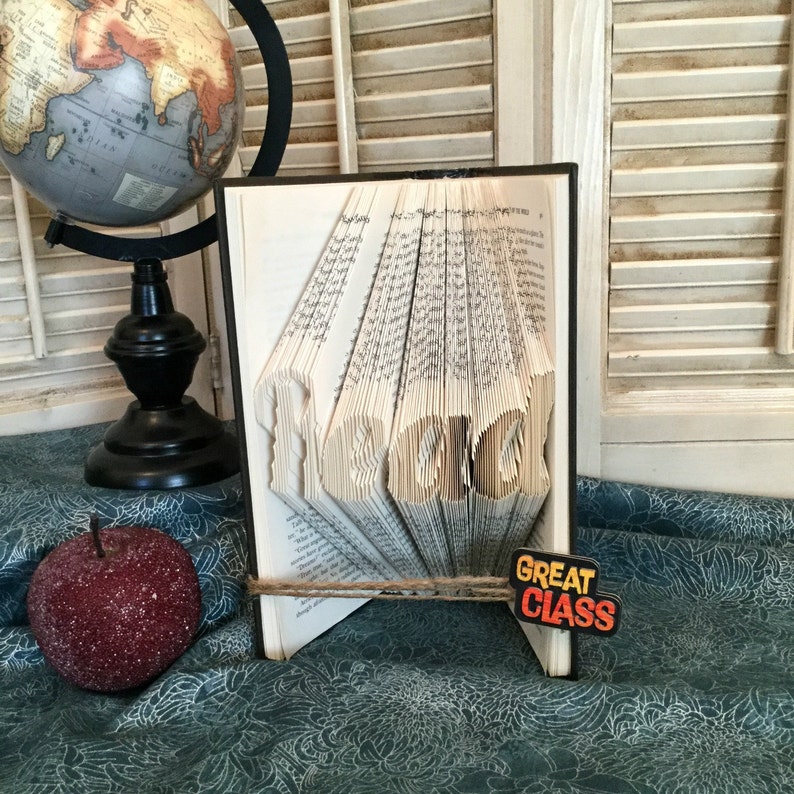 Book Folding Art bookfolding Love To Read I Love Reading Back To School Teacher Gifts Bookfolding Christmas Present For Teachers