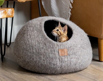 BEST AESTHETIC Cat Bed | Natural Organic Merino Felt Wool | SOFT, Wholesome, Cute | #1 Modern "Cat Corner" Cave | Handmade Round Style