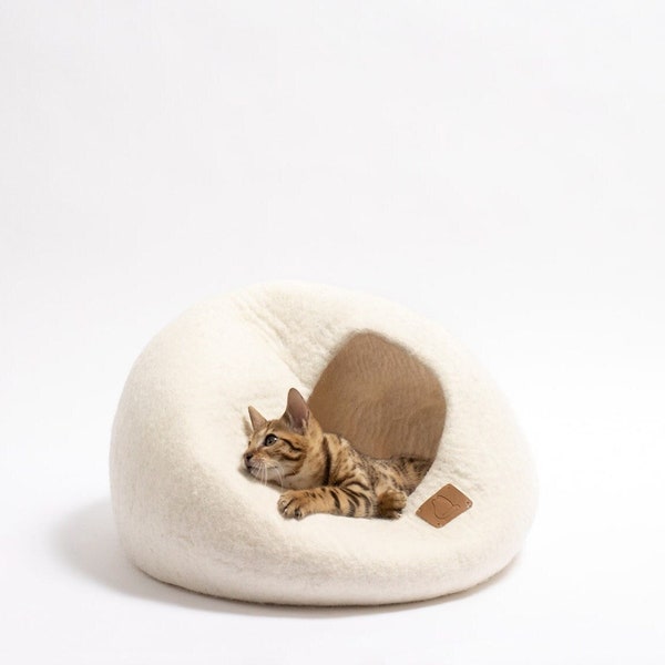 BEST AESTHETIC Cat Bed | Natural Organic Merino Felt Wool | SOFT, Wholesome, Cute | #1 Modern "Cat Corner" Cave | Handmade Round Style