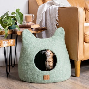 BEST AESTHETIC Cat Bed with Ears Natural Organic Merino Felt Wool SOFT, Wholesome, Cute 1 Modern Cat Corner Cave Handmade and Fun image 1