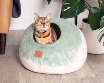 BEST Cat Bed Burst Design Cave | Natural Organic Merino Felt Wool | Soft, Sturdy | #1 Modern "Cat Corner" Cave | Handmade Round Style