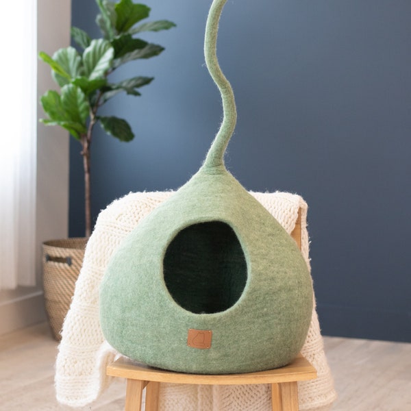 Aesthetic Soft Cat Cave with Tail - Organic Merino Felt Wool - Happy Cat or Money Back - Wholesome Pet Gift - Modern Pet Cave - Fun Cat Bed