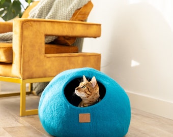 BEST AESTHETIC Cat Bed | Natural Organic Merino Felt Wool | SOFT, Wholesome, Cute | #1 Modern "Cat Corner" Cave | Handmade Round Style