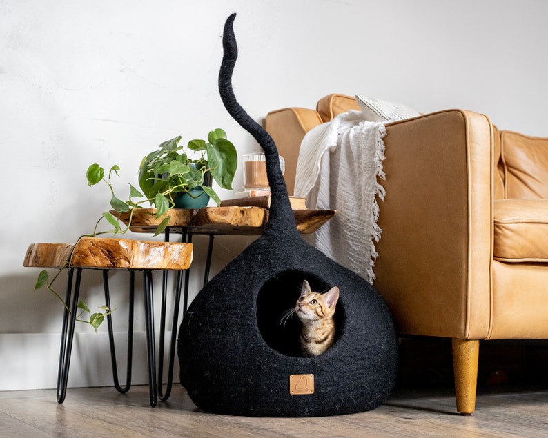 Aesthetic Soft Cat Cave with Tail Organic Merino Felt Wool Happy Cat or Money Back Wholesome Pet Gift Modern Pet Cave Fun Cat Bed Night Black