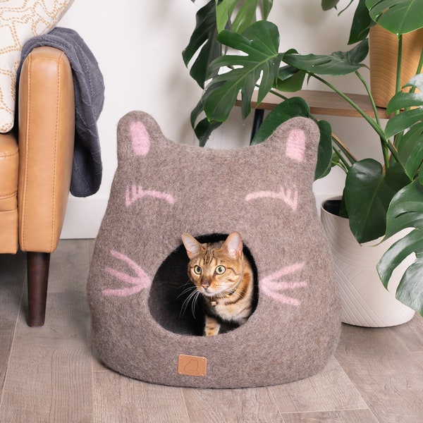 Best Girl Cat Bed with Face Design | Natural Organic Merino Felt Wool | SOFT, Durable | #1 Modern "Cat Corner" Cave | Handmade and Fun