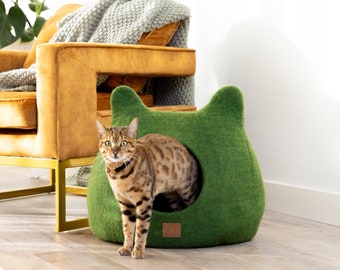 BEST AESTHETIC Cat Bed with Ears | Natural Organic Merino Felt Wool | SOFT, Wholesome, Cute | #1 Modern "Cat Corner" Cave | Handmade and Fun