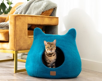 BEST AESTHETIC Cat Bed with Ears | Natural Organic Merino Felt Wool | SOFT, Wholesome, Cute | #1 Modern "Cat Corner" Cave | Handmade and Fun