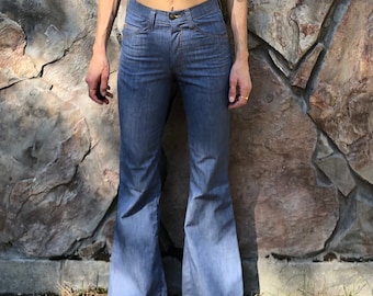 Spodnie dzwony z lat 70. z wysokim stanem i jasnym denim Farah Brand Extra Small