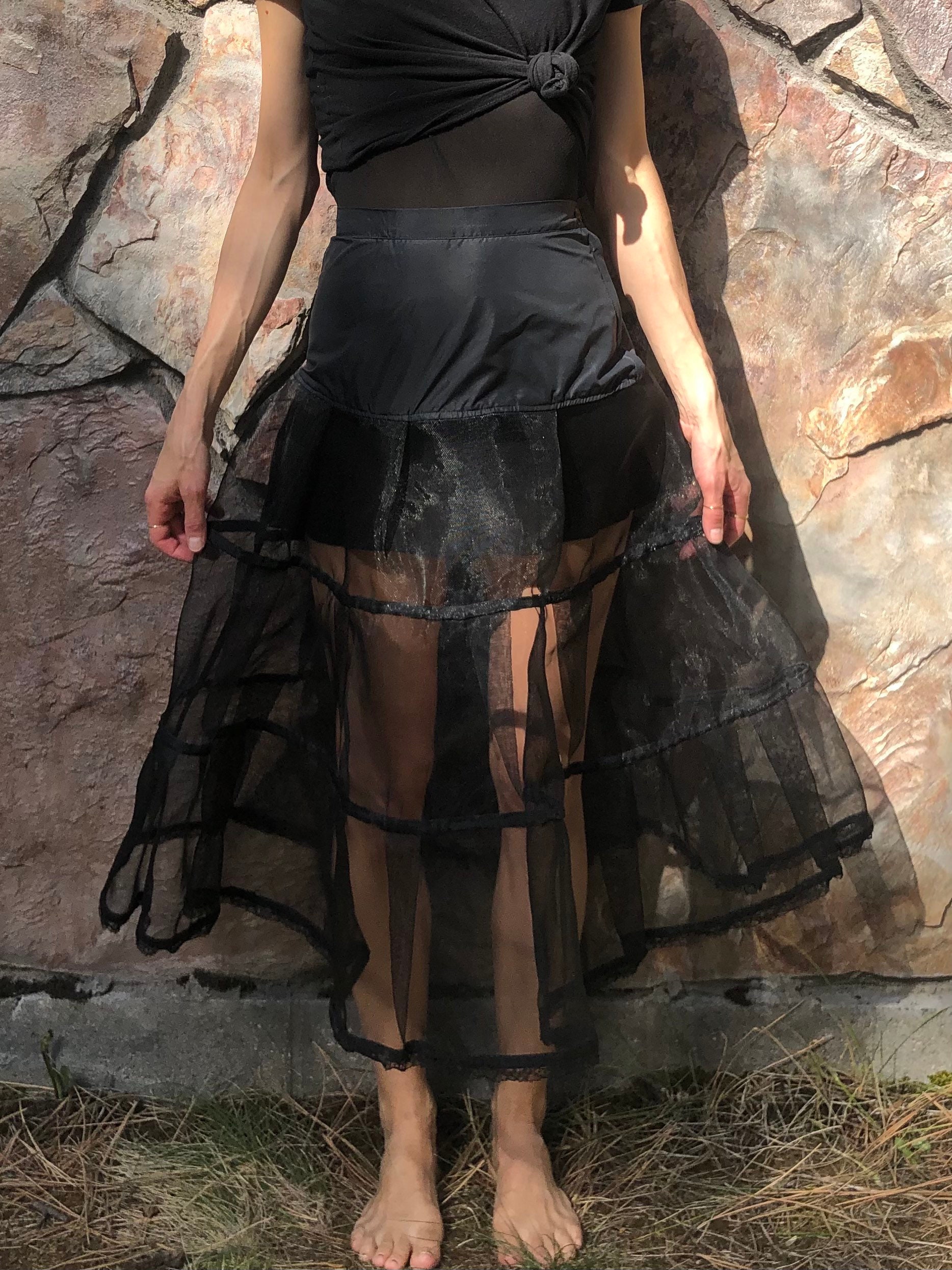 underskirt crinoline