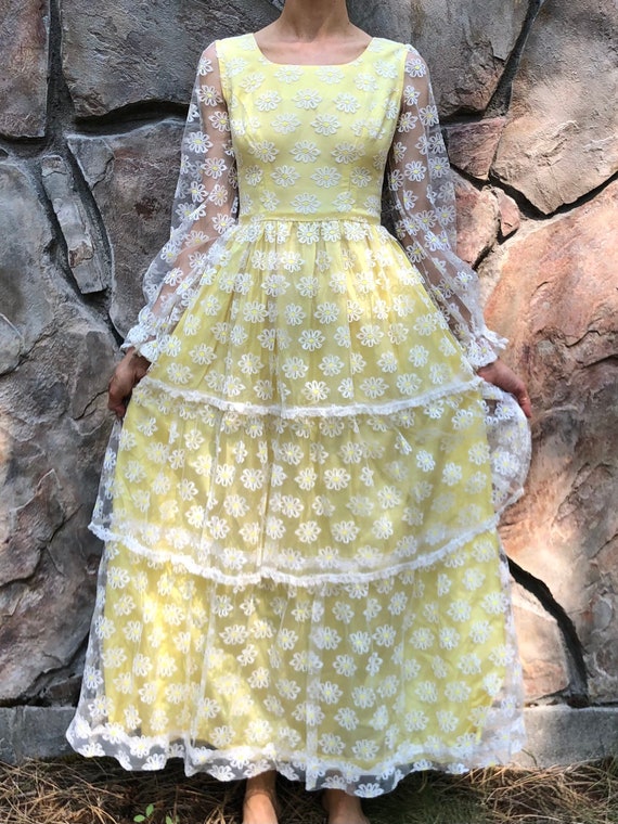 60s Yellow Daisy Lace Ruffled Tiered Hippy Party D
