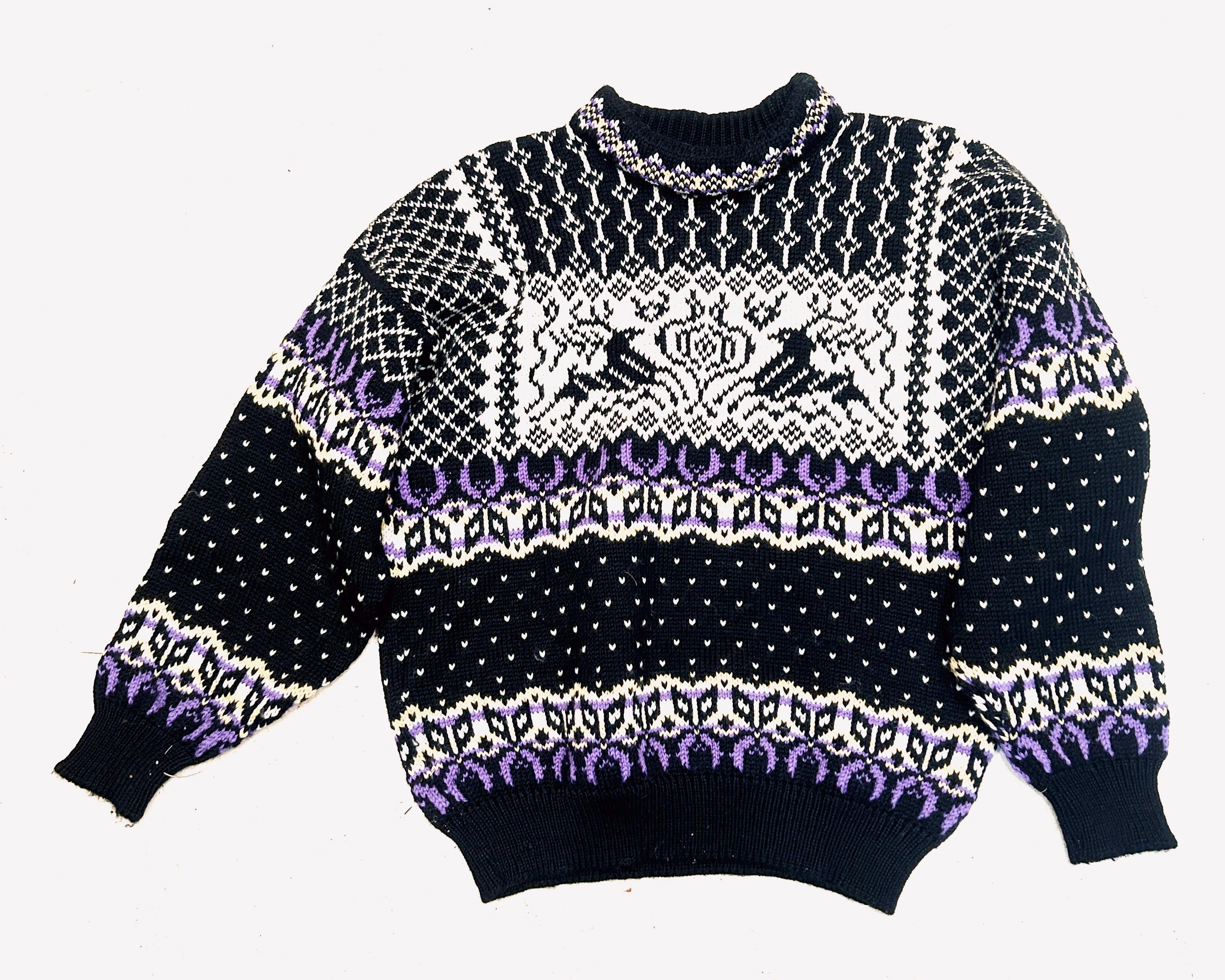 1980's Dale of Norway//warm Winter Sweater//all Wool//nordic Stag