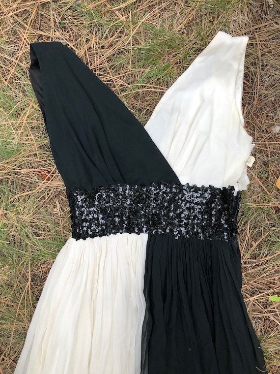 60's Black And White Silk Chiffon Domino Party Pr… - image 9