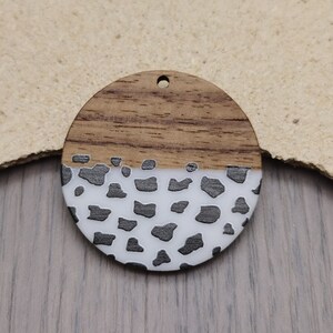 2/10/50 pieces Wood & Resin Earring Components Boho Charm , Plastic Round Coin Disc Circle Shape Earring Dangle Drop Finding Pendant ZW8002