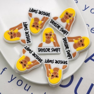 Silikonpärla Gitarr Singer Taylor Girl Focal Bead för Penna Armband Halsband Nyckelring Snodd, Silikonpärla Bulk DIY Berlock Hitta ZS0791