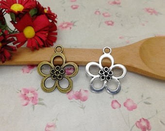 20/100 Piece Metal flower floral blossom Pendant Necklace Earring Keychain Charm Handmade Jewelry Finding Antique Bronze Silver Color ZM0275