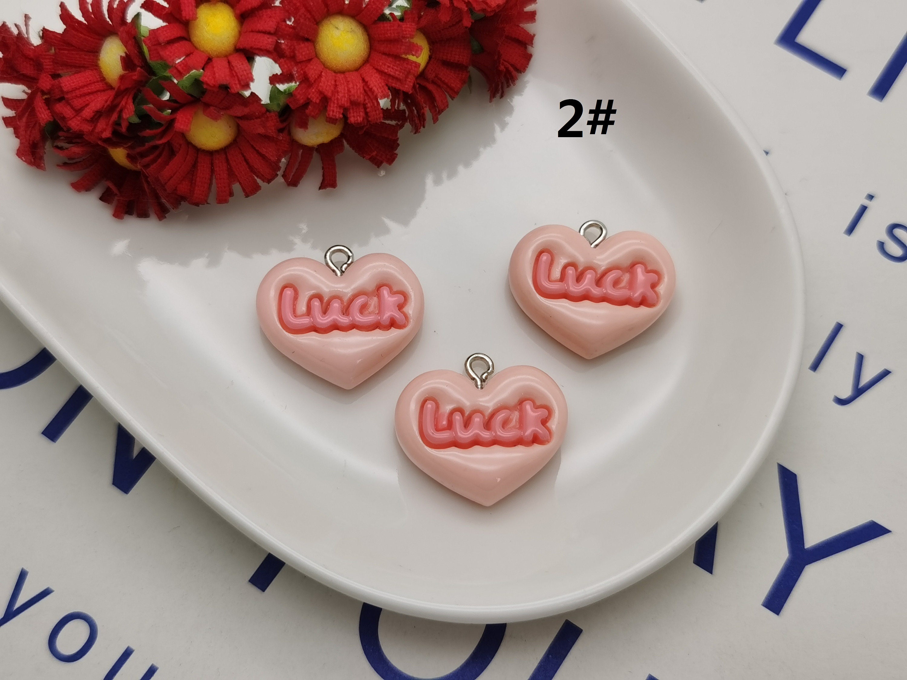 50 Ciondoli A Forma Di Cuore In Acrilico – 15x14 Mm Con 2 Fori – Per Cucito, Bigiotteria, Bottoni – Verde Lime - 4