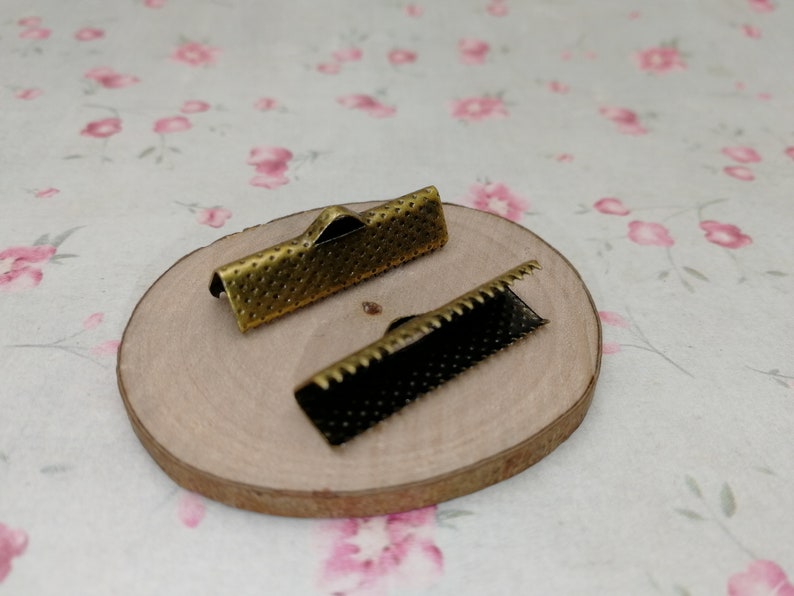 gold silver antique bronze color option 1000pcs 25mm width fold over crimp fastener clip jewelry finding cord end cap bar clasp ZF10