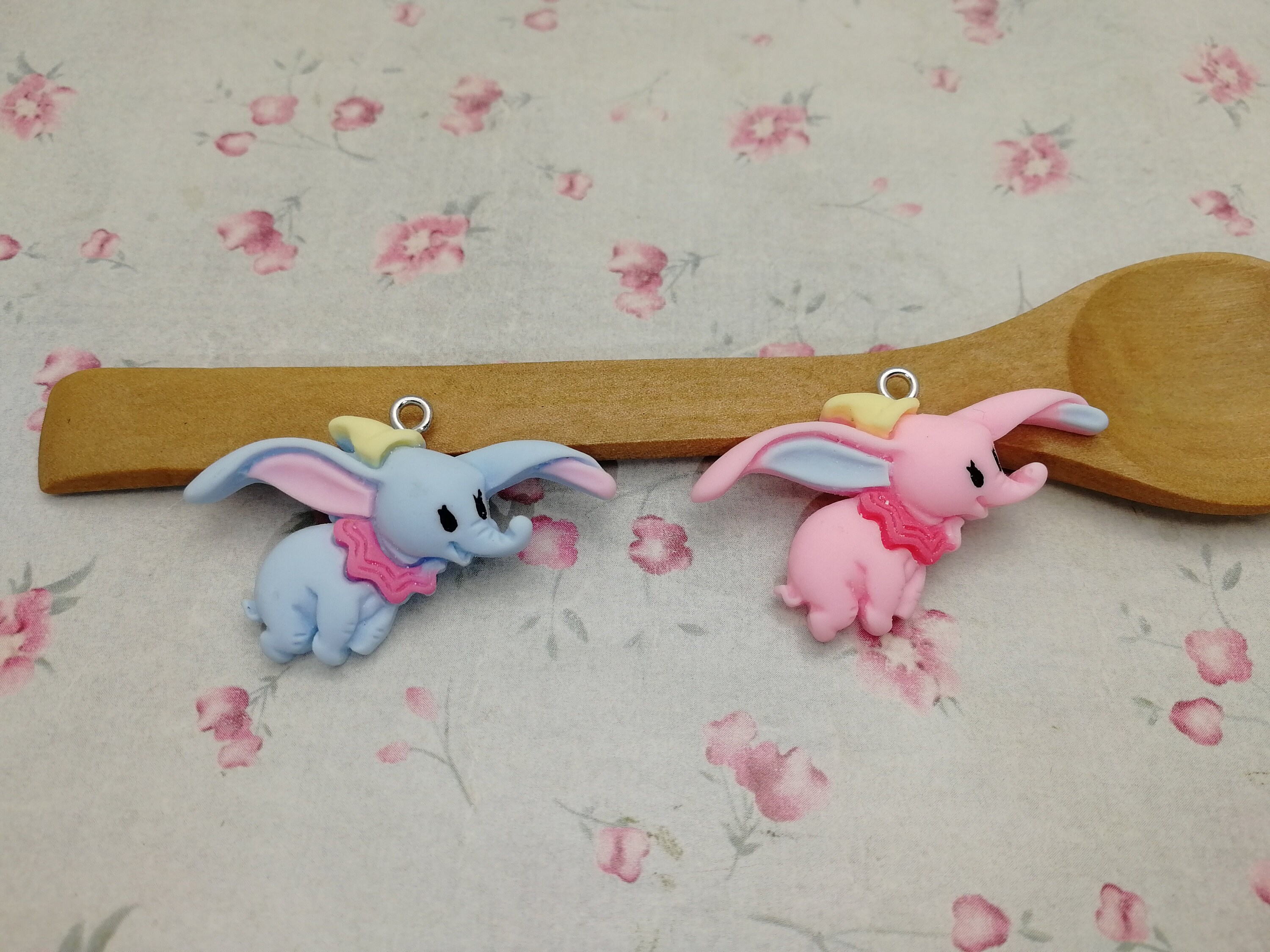 6/20 個 プラスチック 象ペンダント チャーム 樹脂 手作り クラフト