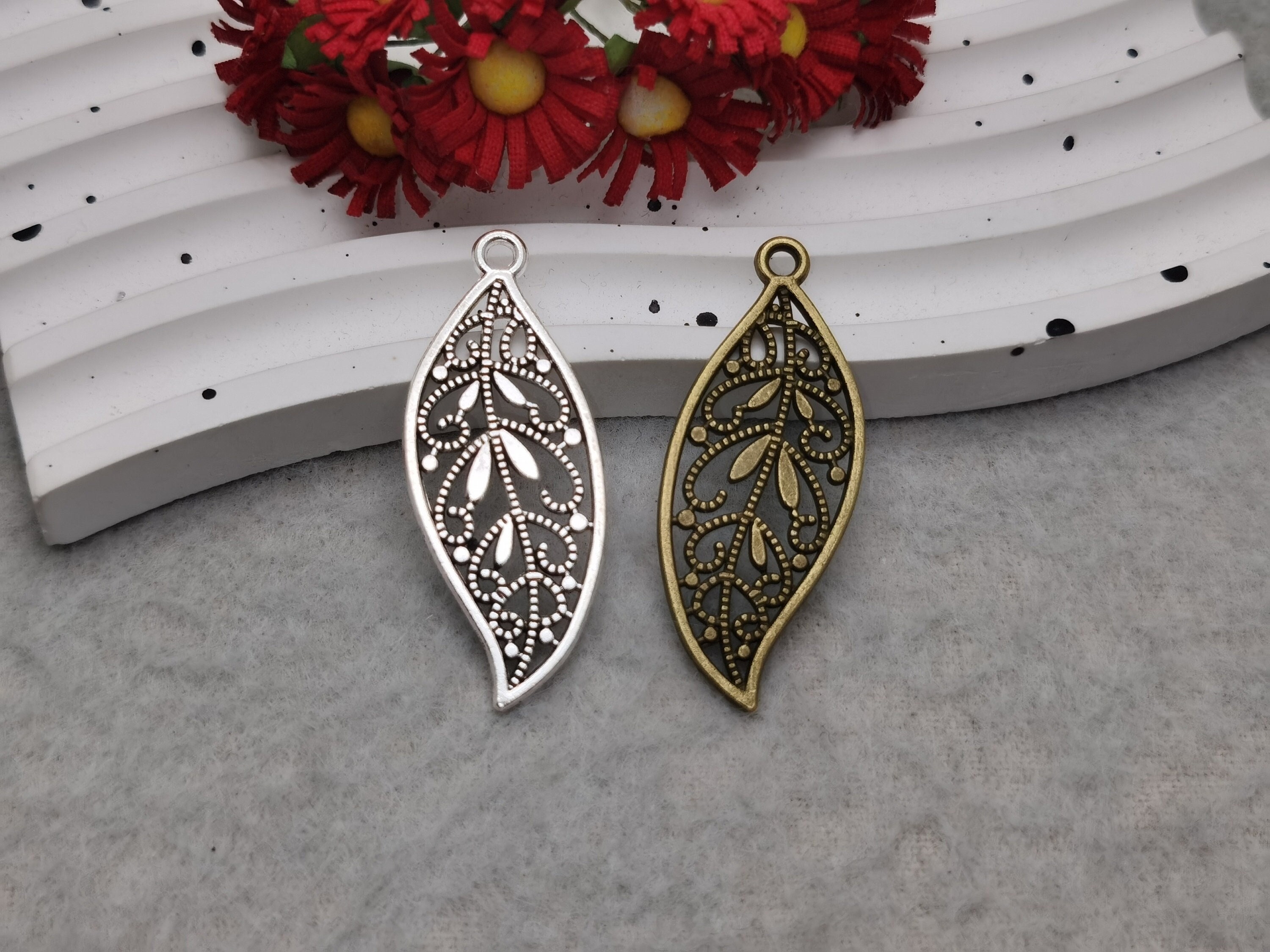 6/20 Pieces Metal Leaf Foliage Pendant Necklace Earring 6/20 Pieces Metal Leaf Foliage Pendant Necklace Earring