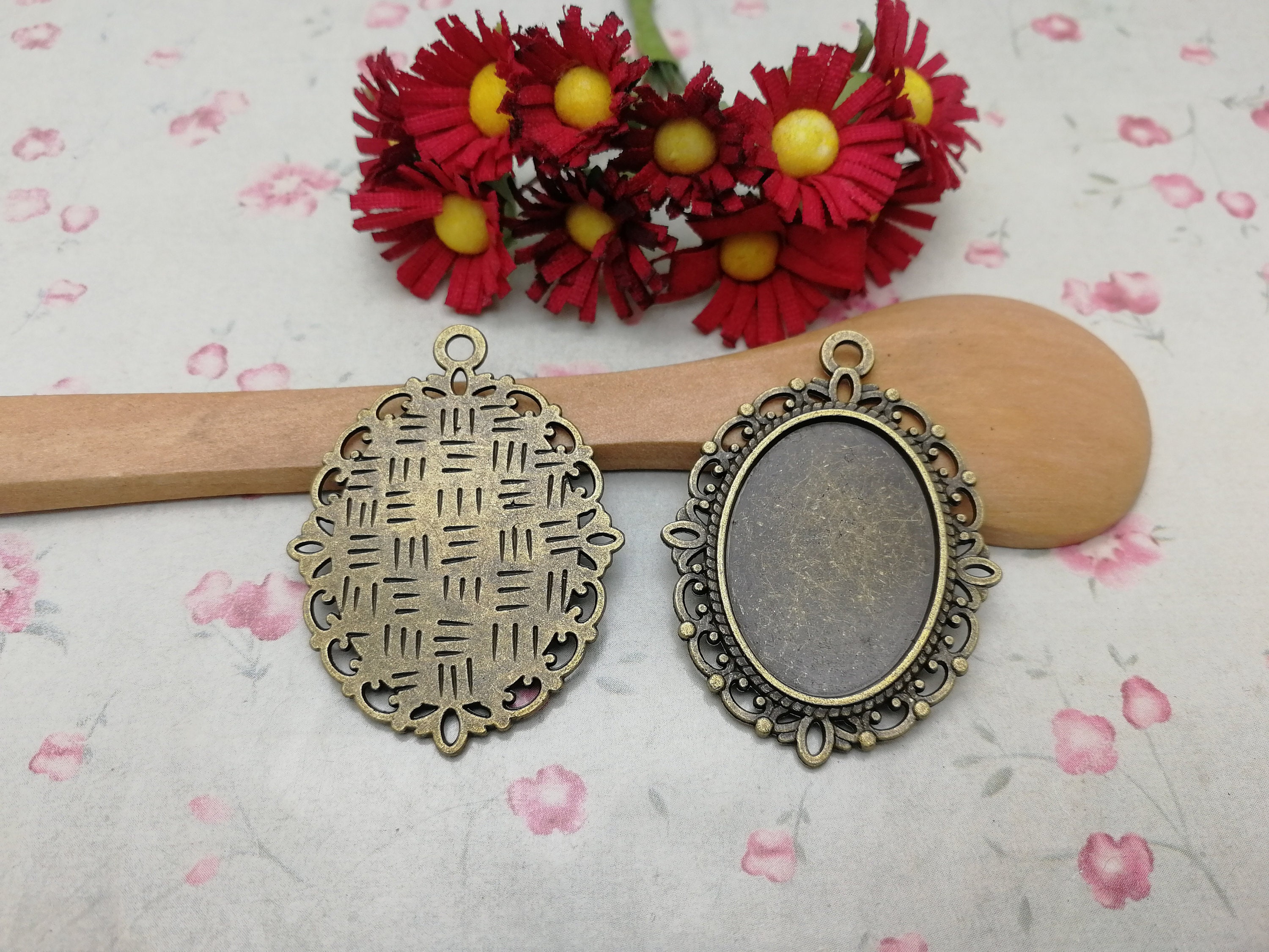 アクセサリー me0618 26550 10/50 Pcs 18x13 MM Width Oval Match Metal Cameo Cabochon