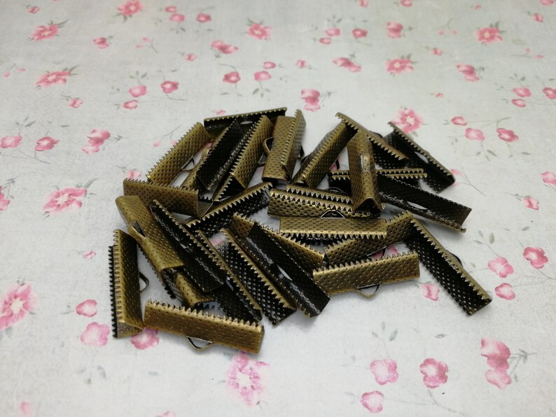 gold silver antique bronze color option 1000pcs 25mm width fold over crimp fastener clip jewelry finding cord end cap bar clasp ZF10