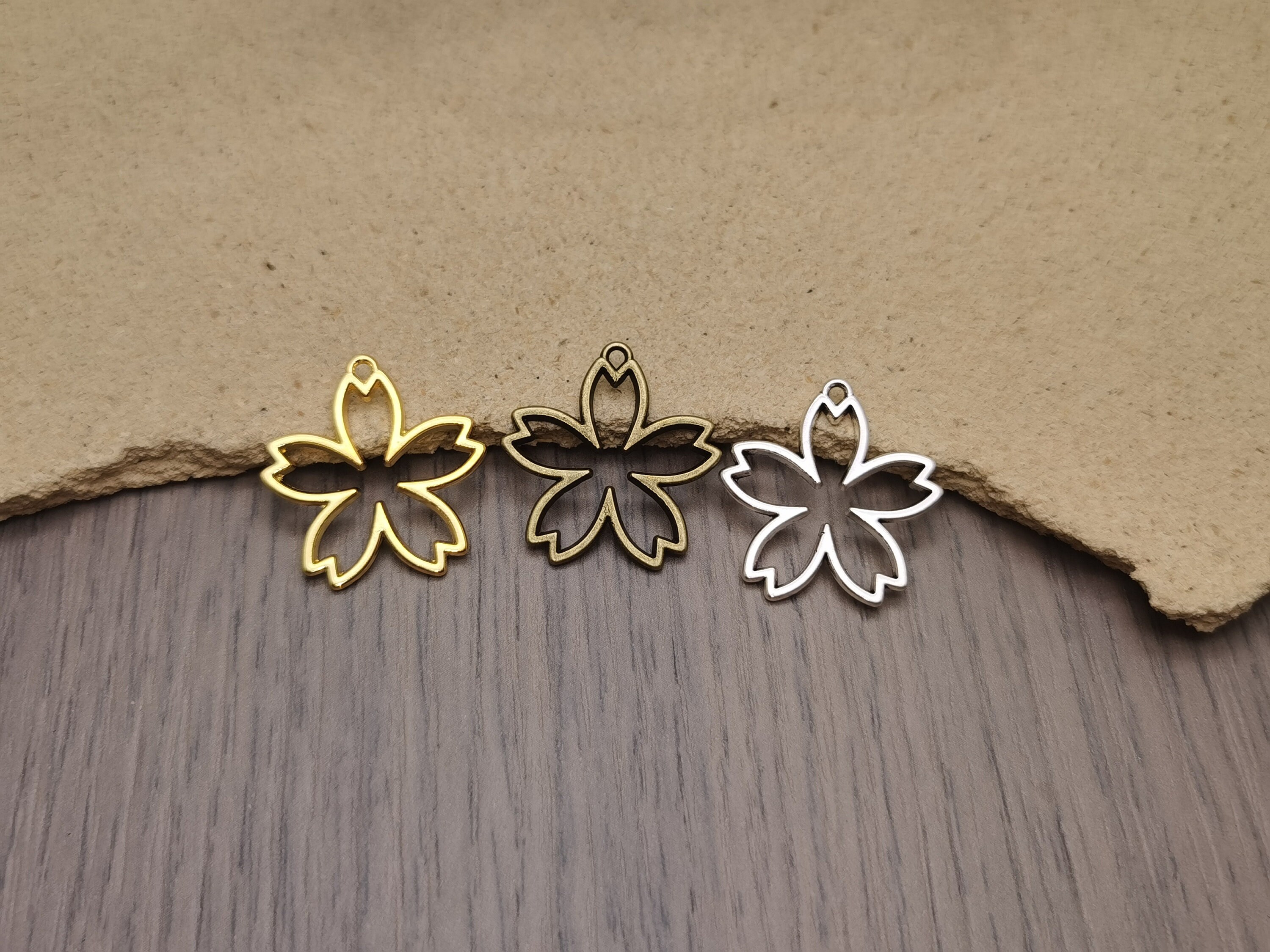 20/100 Pcs Metal Flower Floral Blossom Pendant Necklace Earring