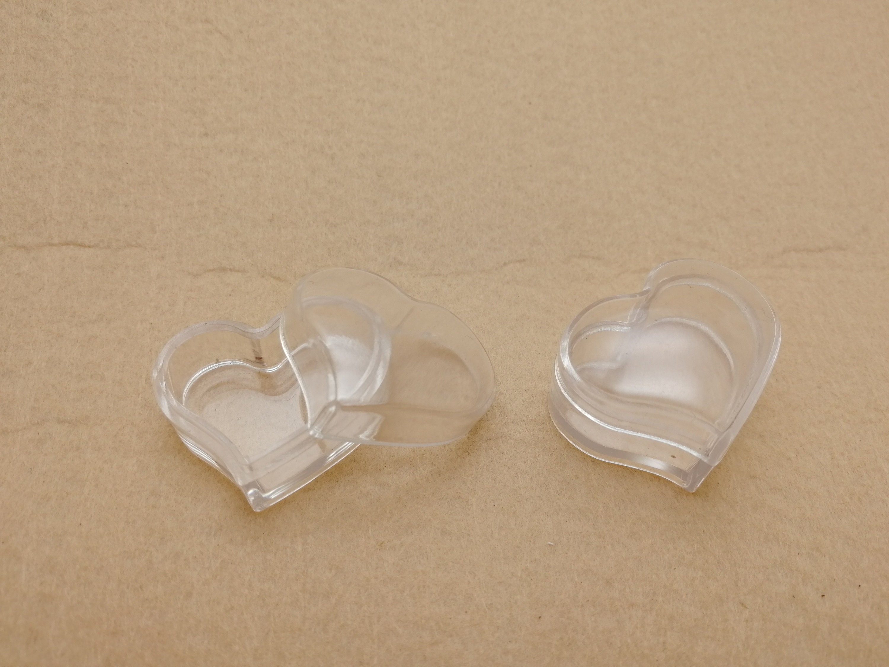 6/20 Pieces 30x28x18mm Heart Shape Clear PS Plastic Box