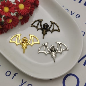 10/50 Pieces Metal bat wing Pendant Necklace Earring Keychain Charm , Handmade Jewelry DIY Finding Antique Bronze Silver Gold Color , ZM0101