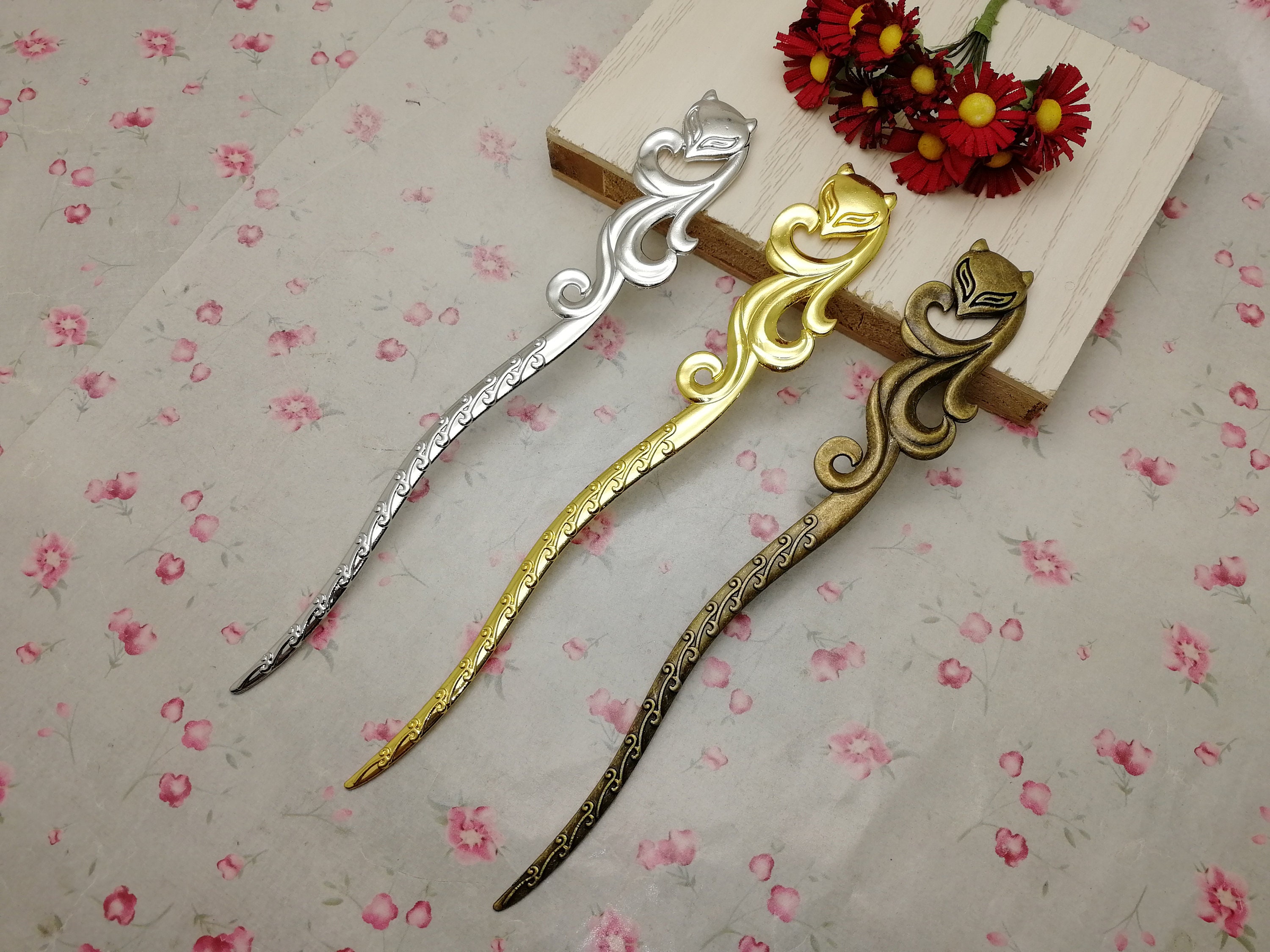2/10 Piece Metal Fox Hair Fork Pin Stick Pick Band Hairpin