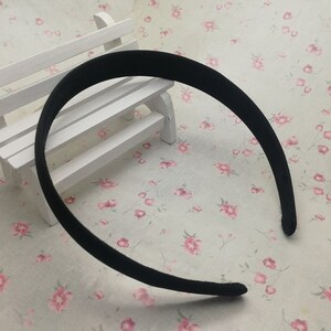 10/50 pezzi 20mm fascia in plastica ricoperta in raso bianco, fascia per capelli in resina di colore nero barrette clip pettine accessorio tiara fascia per capelli ZH0060
