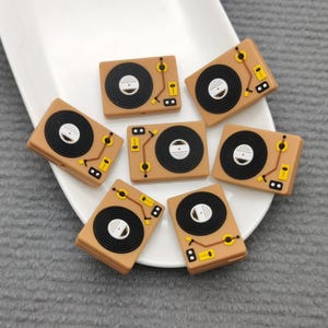 Silicone Bead Retro Music Vinyl Record Player Focal Bead for Pen Bracelet Necklace Keychain Lanyard , Silicone Bead DIY Charm Finding ZS1033