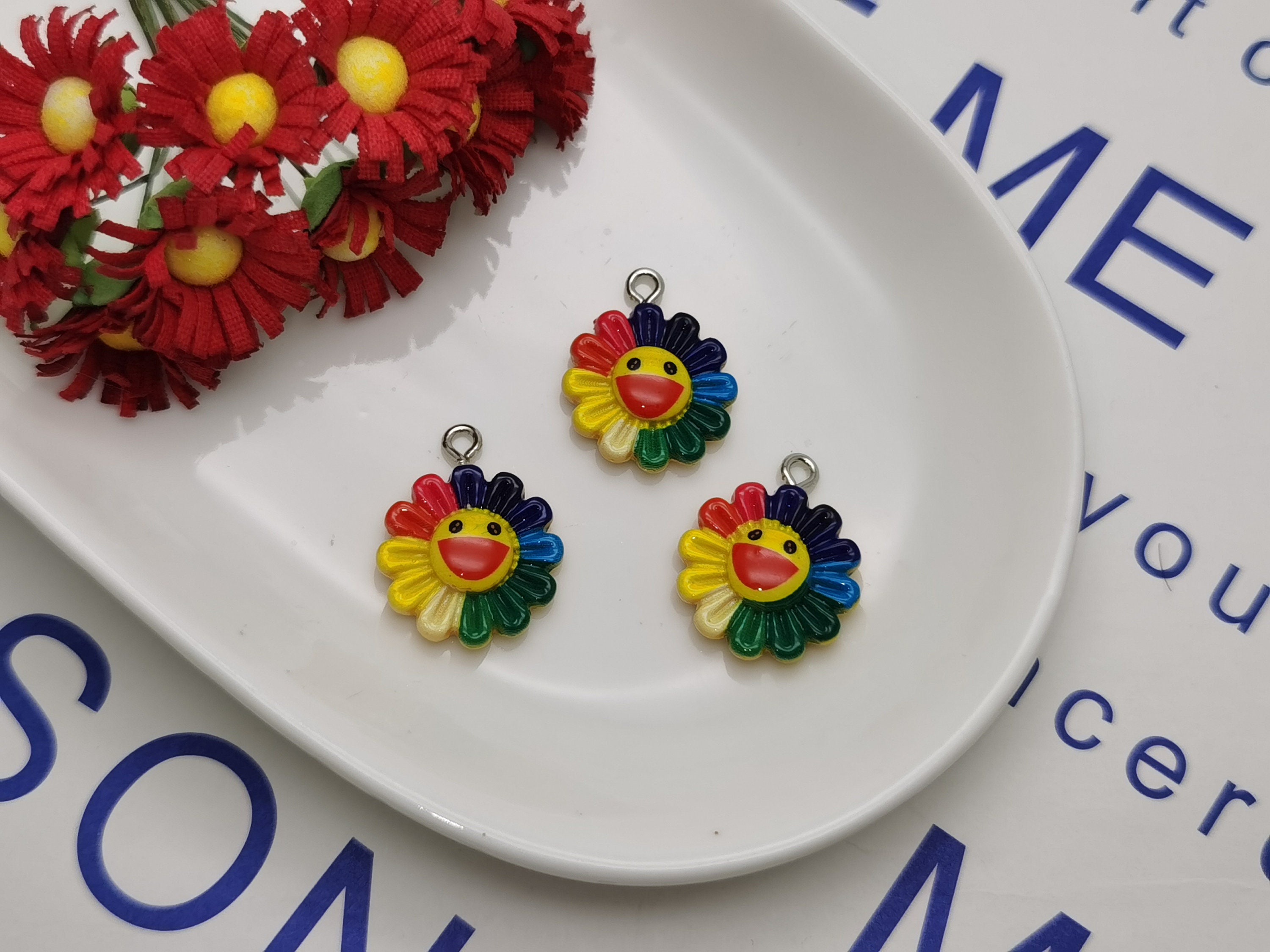 6/20 Pieces Plastic LGBTQIA Pride LGBT Rainbow Flower