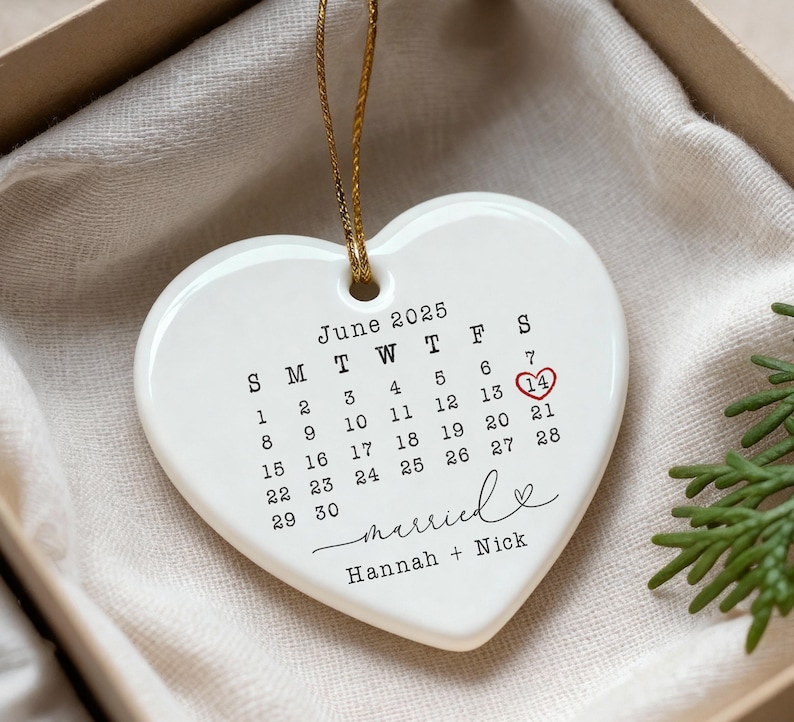 Custom Wedding Date Ornament – Personalized Calendar Gift – First Christmas Married Keepsake – Engagement or Anniversary Gift