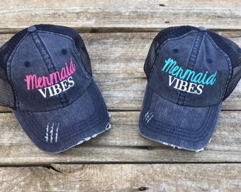 Mermaid Embroidered Distressed Trucker Hat: Women display picture 1