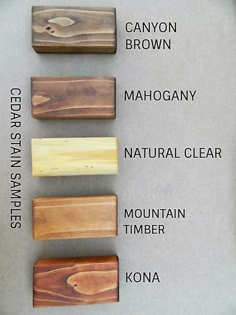 Puede incluir: Muestras de tinte de cedro en cinco colores diferentes: Canyon Brown, Caoba, Natural Claro, Madera de Monta&ntilde;a y Kona.