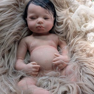 Full Body Silicone Reborn Baby Doll: Drink and Wet, Anatomically Correct