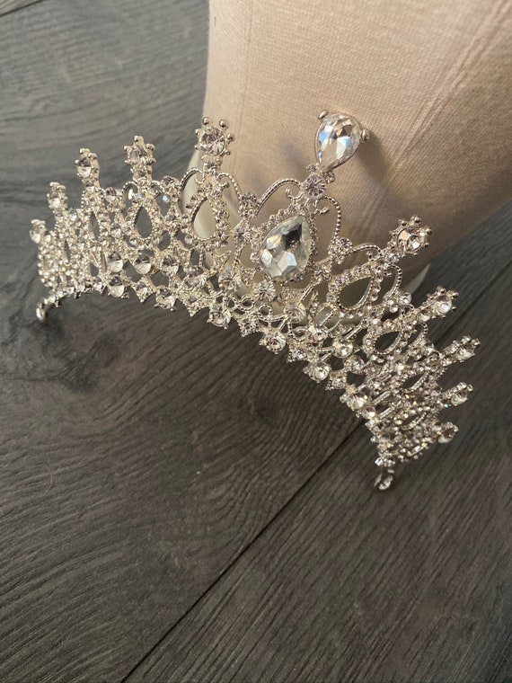 Petite couronne Mini Tiara Avec Peigne épingle à cheveux strass Mariage Pageant Banquet