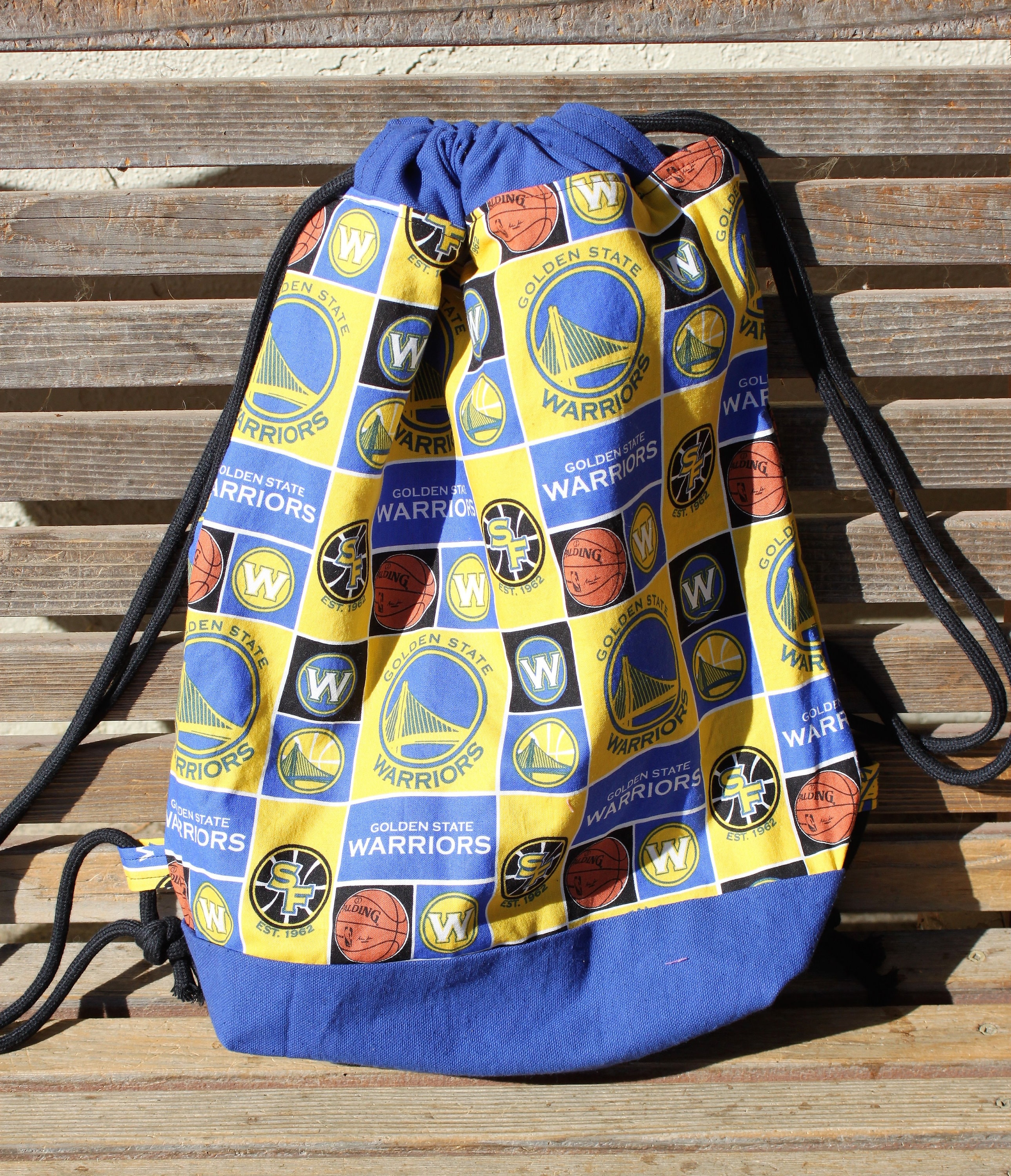 Golden State Warriors, NBA Drawstring backpack, a fun accessory for any