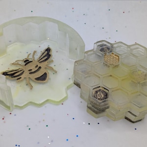 Beehive Resin Coaster Set (4) with Hex-Holder | Glow-Under-Black-Light Honeycomb Drink Mats | Bee Lover Kitchen Gift