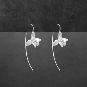 Flower matted earrings 925 sterling silver new