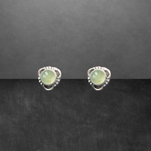 Prehnite stud earrings 925 sterling silver new 0088