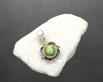 Peridot kleiner Anhänger 925 Sterling Silber neu